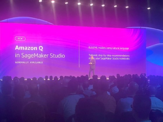 AWS 推出 GenAI 应用程序工作室，更新 Amazon Q 和 Bedrock